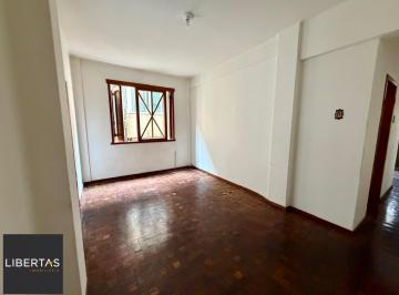 Apartamento · 91m² · 2 Quartos · Apartamento 2 dormitórios sacada com 90m2 no centro histórico.
