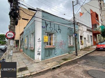 Casa · 64m² · 2 Quartos · Casa de esquina com 64m², próximo ao Cais Embarcadero