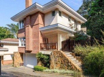 Casa · 353m² · 3 Quartos · 4 Vagas · Casa à venda - em Pedra Redonda