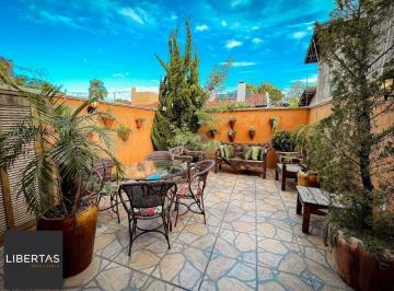 Casa · 153m² · 3 Quartos · 2 Vagas · Excelente casa a venda no bairro Tristeza, para o lado do Rio!