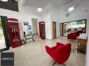 Comercial · 224m² · Prédio comercial 225m², com 5 lojas individuais, pé direito alto Vila Conceição.