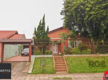 Casa · 200m² · 2 Quartos · 2 Vagas · Casa com 2 quartos, vaga de garagem, churrasqueira, com 200m² privativos no cent