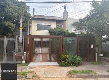 Casa · 170m² · 3 Quartos · 2 Vagas · Casa à venda - em Hípica
