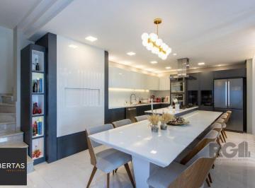 Casa · 360m² · 5 Quartos · 3 Vagas · 2 Casas individuais no mesmo terreno
