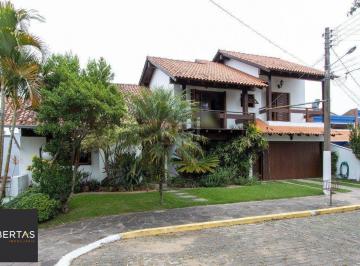 Casa · 185m² · 4 Quartos · 2 Vagas · Excelente casa de condomínio!