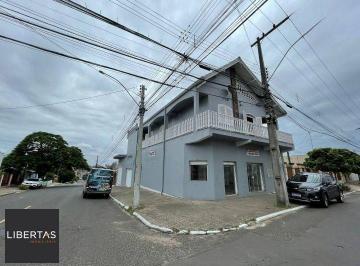 Casa · 680m² · 4 Quartos · 2 Vagas · Vendo Sobrado Residencial com 4 Quartos e Suíte