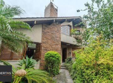 Casa · 400m² · 4 Quartos · 4 Vagas · Casa 400m² - 5 dormitórios, 4 vagas no bairro Vila Jardim