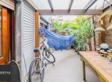 Apartamento · 114m² · 3 Quartos · Garden com 3 dormitórios e suíte no bairro Rio Branco