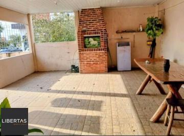 Casa · 260m² · 4 Quartos · 2 Vagas · Casa de 4 Dormitórios e 2 vagas de Garagem em Gravataí.