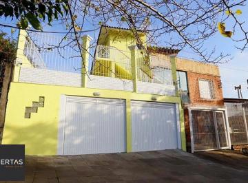 Casa · 280m² · 2 Quartos · 3 Vagas · Casa com pátio, piscina e churrasqueira, no Bairro Nonoai