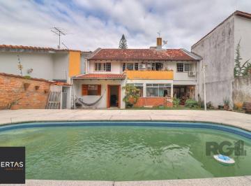 Casa · 232m² · 5 Quartos · 4 Vagas · Casa a venda composta de 4 dormitórios no bairro Jardim Isabel em Porto Alegre