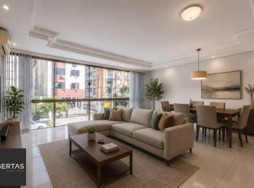 Casa · 344m² · 4 Quartos · 7 Vagas · Casa com 4 quartos, 7 vagas e pátio no Bairro Higienópolis