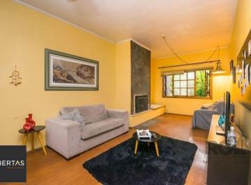 Casa · 354m² · 5 Quartos · 8 Vagas · Excelente casa de 354m² com 5 dormitórios e 8 vagas.