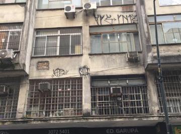 Comercial · 43m² · 3 Quartos · SALA COMERCIAL ALUGADA NO CENTRO