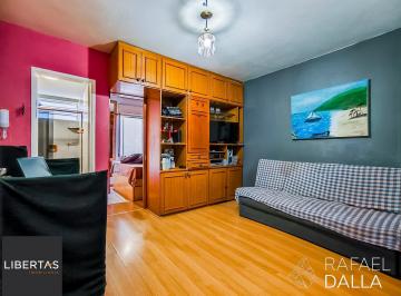 Apartamento · 36m² · 1 Quarto · Apartamento de 1 dormitório com sacada na Barão do Gravataí, Menino Deus