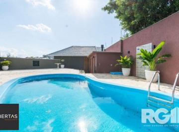 Casa · 258m² · 3 Quartos · 4 Vagas · Casa com piscina, 3 dormitórios, 258m² privativos, no Jardim Itu.