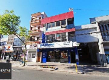 Comercial · prédio comercial, com 03 andares, loja térrea, mais 04 salas.