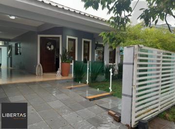 Casa · 192m² · 3 Quartos · 3 Vagas · Casa com 3 dormitórios e 3 vagas de garagem em Gravatai.