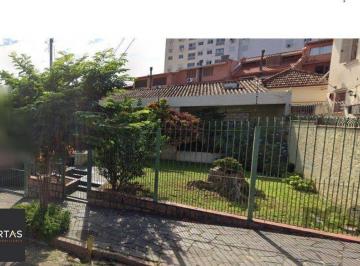 Casa · 250m² · 3 Quartos · 2 Vagas · Casa 3 dormitórios no Bairro Glória, próxima a Prof. Oscar Pereira.
