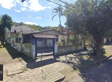 Casa · 80m² · 2 Quartos · 2 Vagas · Casa de esquina no bairro Teresópolis