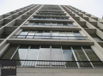 Apartamento · 219m² · 3 Quartos · 1 Vaga · Apartamento para Venda - 219m², 3 dormitórios, sendo 2 suites, 1 vaga - Centro H
