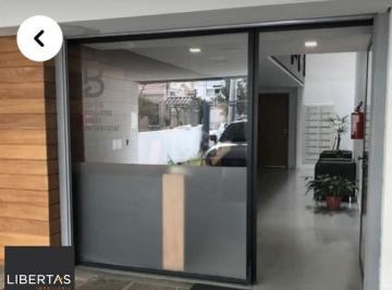 Comercial · 31m² · Sala Comercial a venda no bairro Menino Deus com 30 m² por:R$ 180.000,00