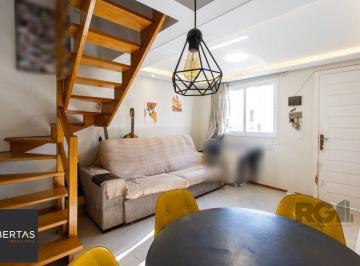 Casa · 56m² · 2 Quartos · 1 Vaga · Casa em condomínio,  possui 2 dormitórios, sala para 2 ambientes e 1 vaga.
