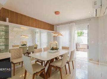 Apartamento · 160m² · 3 Quartos · 2 Vagas · Apto Garden Duplex semimobiliado com Jacuzzi e Suíte no Rio Branco