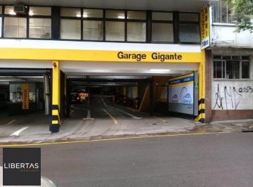 Apartamento · 13m² · 1 Vaga · Box para Venda - 12.65m², 0 dormitórios, 1 vaga - Centro Histórico