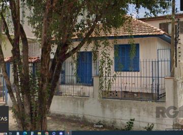 Casa · 140m² · 5 Quartos · 2 Vagas · BAIXOU! Casa à Venda Bairro Glória próxima ao BOURBON SHOPPING Teresópolis.