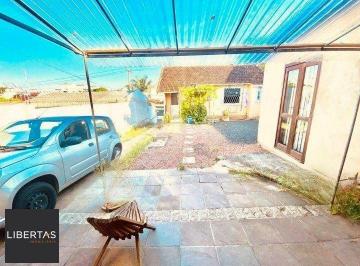 Casa · 124m² · 4 Quartos · 5 Vagas · CASA BAIRRO CAMAQUÃ COM 4 DORMITORIOS