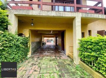 Casa · 295m² · 3 Quartos · 4 Vagas · Casa à venda - em Coronel Aparício Borges
