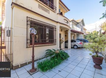 Casa · 160m² · 3 Quartos · 2 Vagas · Casa à venda - em Azenha