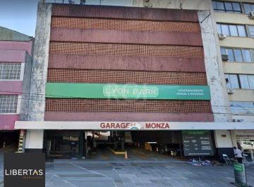 Apartamento · 14m² · Box de garagem no Centro