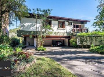 Casa · 650m² · 4 Quartos · 5 Vagas · CASARÃO À MODA ANTIGA