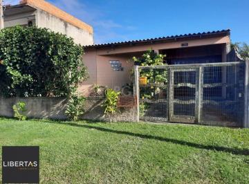 Casa · 3 Quartos · 2 Vagas · Casa 3 dormitórios em Tramandaí