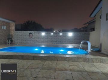 Casa · 100m² · 3 Quartos · 5 Vagas · Casa à venda, com piscina em Arroio do Silva, SC