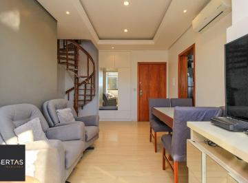 Apartamento · 123m² · 2 Quartos · 1 Vaga · Cobertura à venda com sol nascente, elevador e vaga escriturada