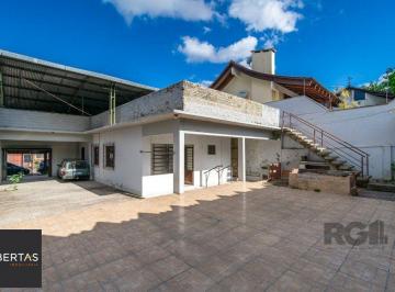 Casa · 351m² · 2 Quartos · 2 Vagas · Casa no Sarandi de 2 dormitórios e 2 vagas DESOCUPADA