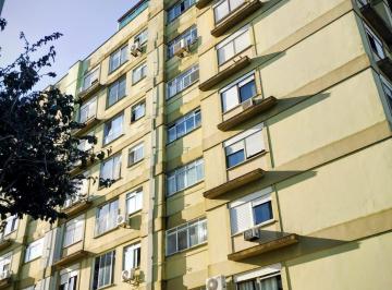 Apartamento · 46m² · 1 Quarto · Apartamento de 1 dormitório, de frente, andar alto, elevador, vista para o Lago