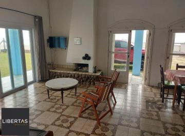 Casa · 250m² · 5 Quartos · 1 Vaga · CASA COM 5 QUARTOS EM 2 TERRENOS ESCRITURADOS À BEIRA MAR EM MARILUZ/IMBÉ
