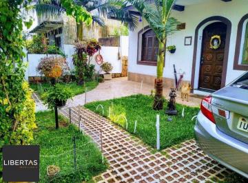 Casa · 240m² · 3 Quartos · 3 Vagas · Casa para Venda - 240m², 3 dormitórios, 3 vagas - Teresópolis