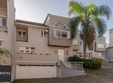 Casa · 221m² · 3 Quartos · 2 Vagas · Casa Ampla em Condomínio com Acesso ao Rio – 3 Dormitórios e Excelente Infraestr