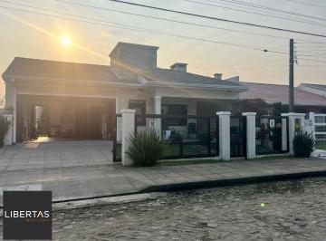 Casa · 165m² · 3 Quartos · 4 Vagas · Casa à venda - no Centro