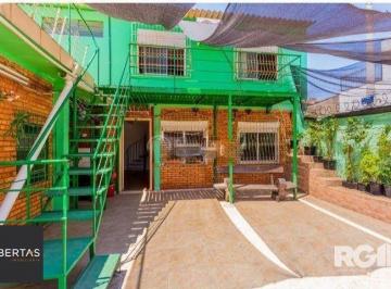 Casa · 250m² · 3 Quartos · 3 Vagas · CASA 3 DORMITORIOS NA ASSIS BRASIL