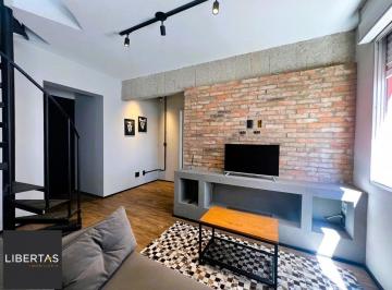 Apartamento · 73m² · 1 Quarto · 1 Vaga · Cobertura 1 dormitório semi mobiliada com piscina e vaga no Bom Fim