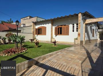 Casa · 145m² · 3 Quartos · 4 Vagas · Casa térrea, 3 dormitórios e 4 vagas cobertos no Sarandi.