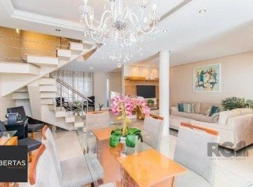 Casa · 280m² · 3 Quartos · 2 Vagas · Casa  impecável com 3 quartos (1 suíte) e 2 vagas cobertas,