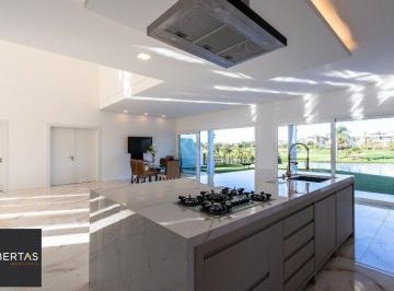 Casa · 388m² · 5 Quartos · 4 Vagas · Casa Condominio para Venda - 388m², 5 dormitórios, sendo 3 suites, 4 vagas - Ter