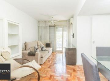 Apartamento · 64m² · 2 Quartos · 1 Vaga · Apartamento de 2 dormitórios com sacada,1 vaga, elevador no bairro Petrópolis.